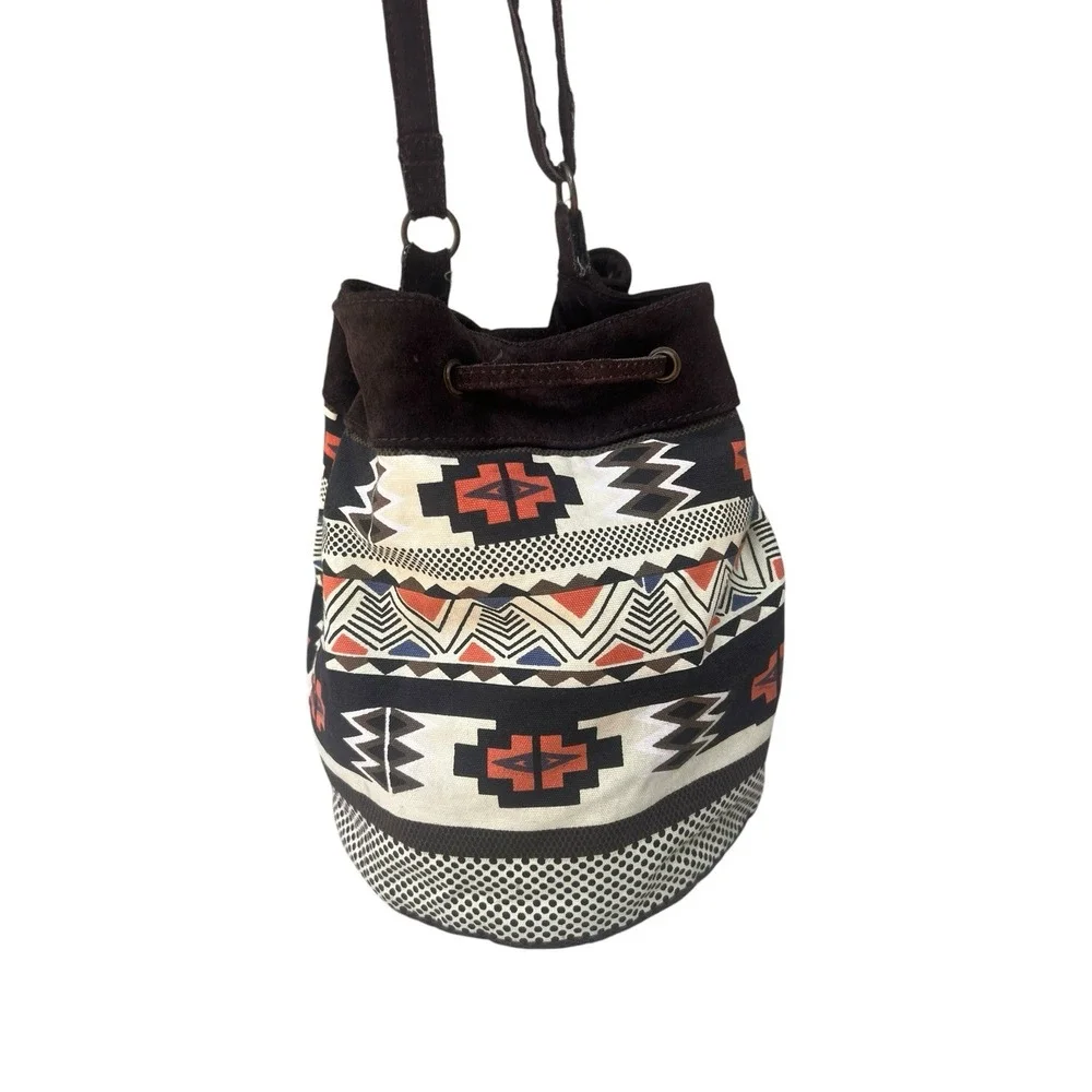 Ecote Urban Outfitters Suede Bucket Bag Southwestern Boho Crossbody Purse